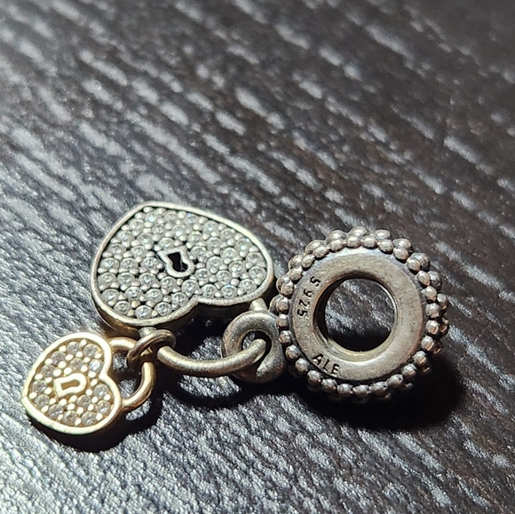 💛 Cute heart silver 🩶 and gold love locks Pandora charm with bag 💫 - Picture 6 of 12